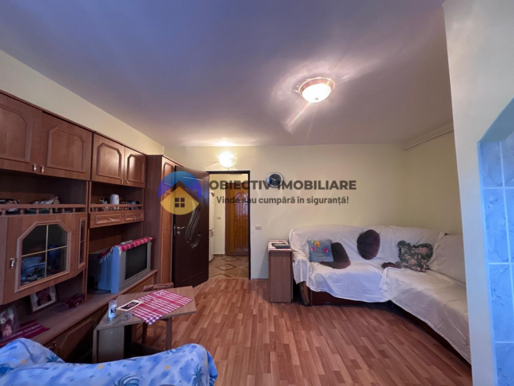 Garsoniera de vânzare - Cartier Dărmănești