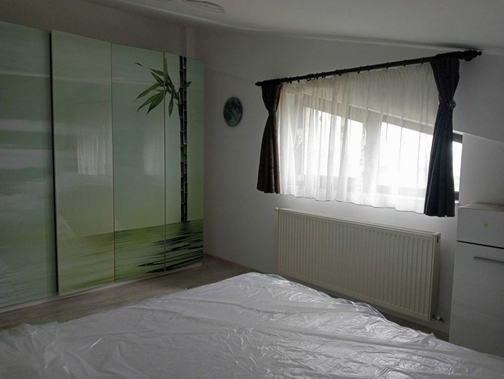 Apartament semidecomandat Alexandru cel Bun