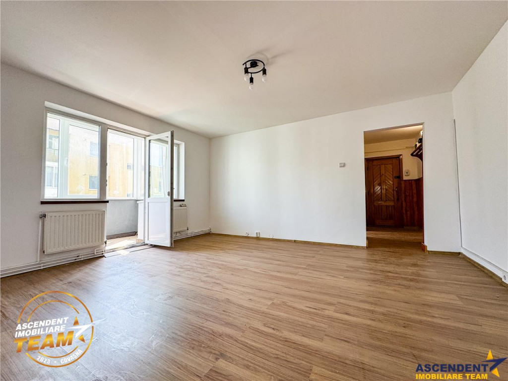 Tur 3D! Apartament 2 camere,renovat,zona apreciabila,Garii,S