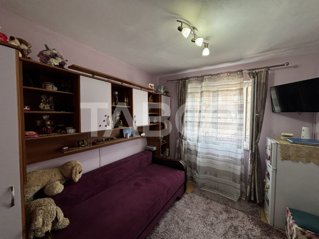 Garsoniera de vanzare mobilata si utilata in zona Broscarie