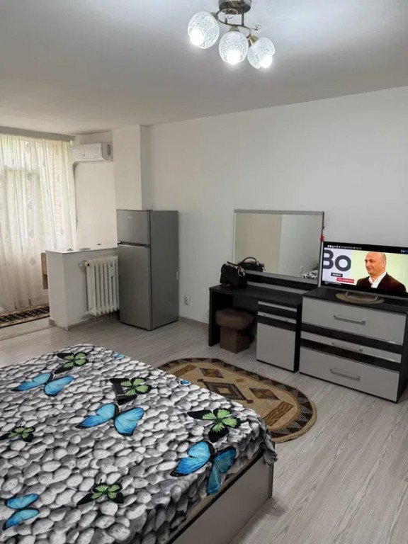 APARTAMENT 1 CAMERA, ETAJ INTERMEDIAR,TATARASI,ZONA FOARTE C