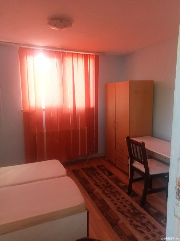 Garsoniera Galata 280 euro se inchiriaza urgent!