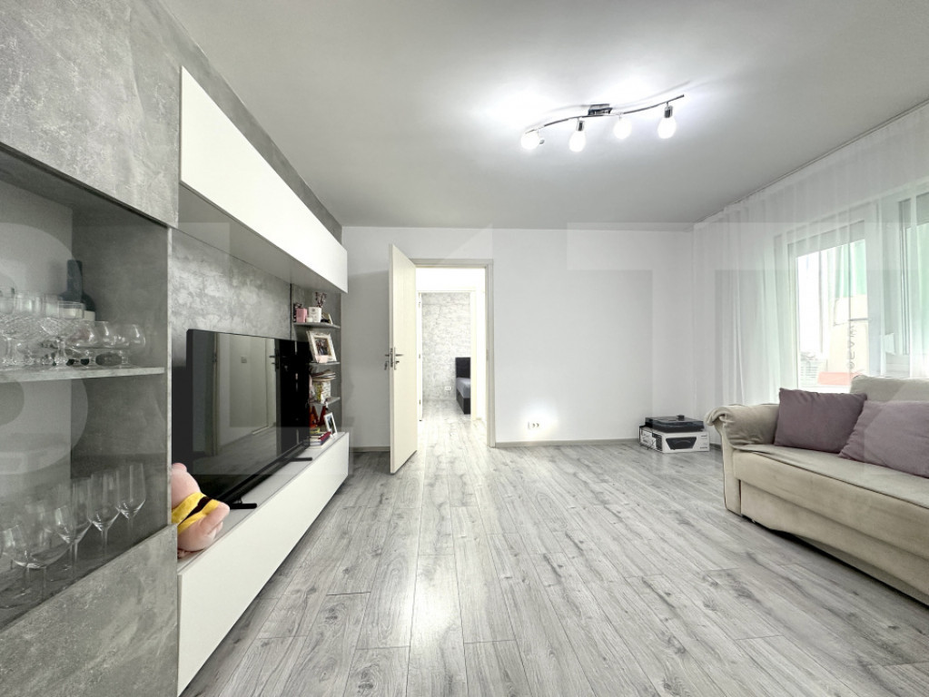 Comision 0%, Apartament de vanzare, cu 2 camere, etaj interm