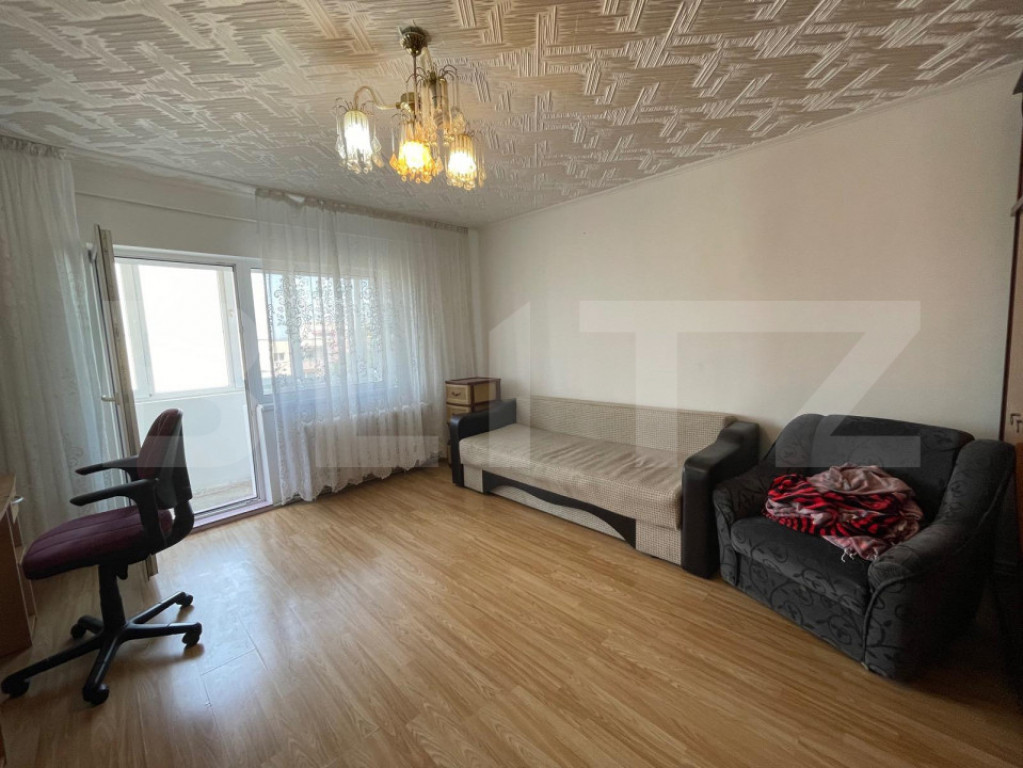 Apartament 3 camere, 70 mp, decomandat, zona strazii Zorilor