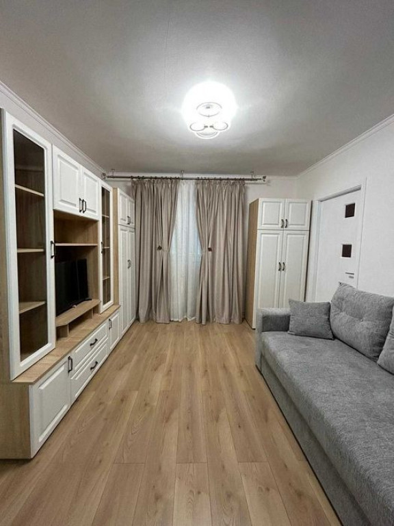 Apartament Alexandru Cel Bun 2 camere decomandat