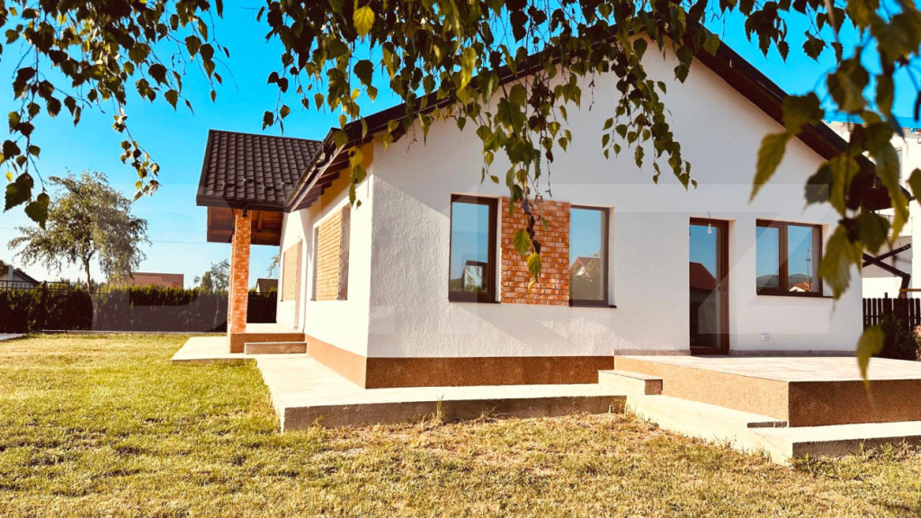 Casa cocheta de vanzare, cu 3 camere, zona Lunca Cetatuii