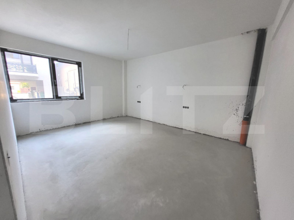 Apartament de 3 camere, 72 mp, zona Pod Ira