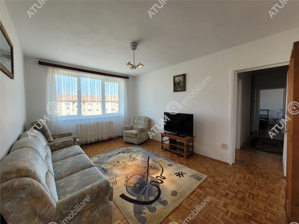Apartament cu 3 camere si balcon in zona Rahovei din Sibiu