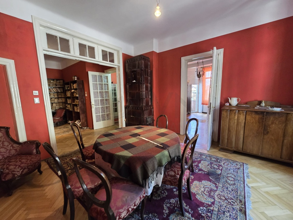 Apartament 3 camere si Boxa 100 mp Armeneasca