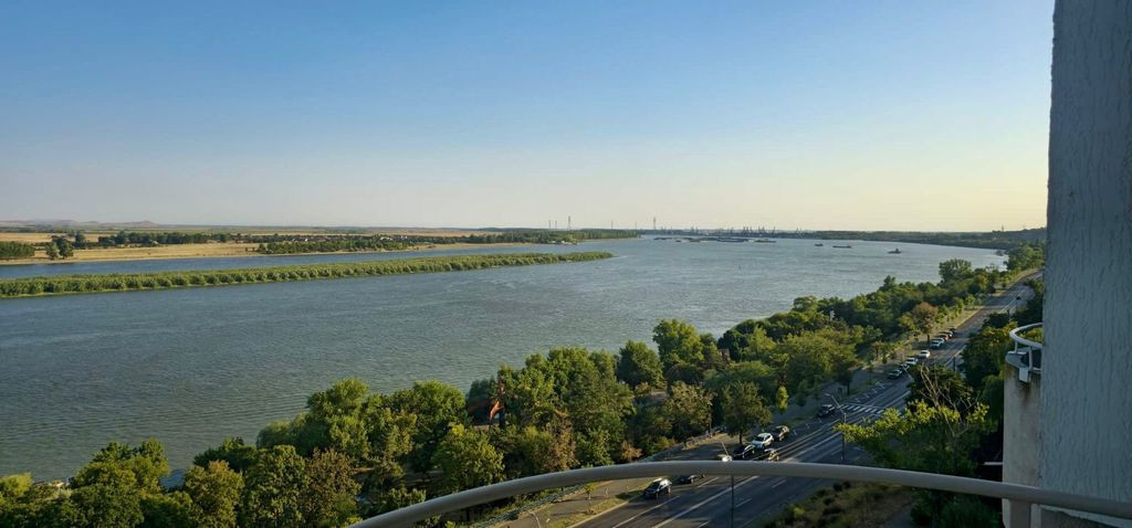 Vand Apartament 3 Camere Cladirea Stela, Nicolae Balcescu 80A