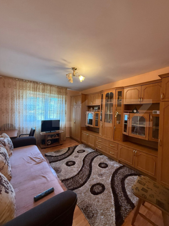 Apartament 2 camere, decomandat, 40 mp, parter, mobilat și