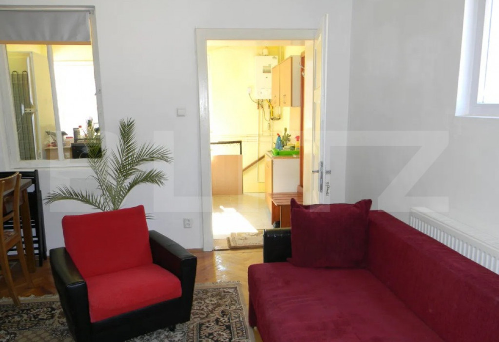 Apartament 2 camere – 70 mp + terasă 25 mp –Centru - Ve