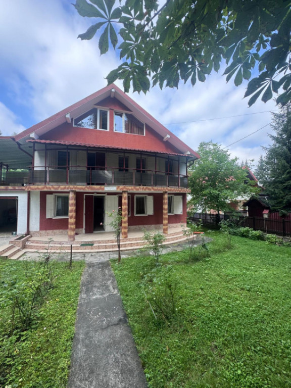 Oportunitate!! Vila in Solca!