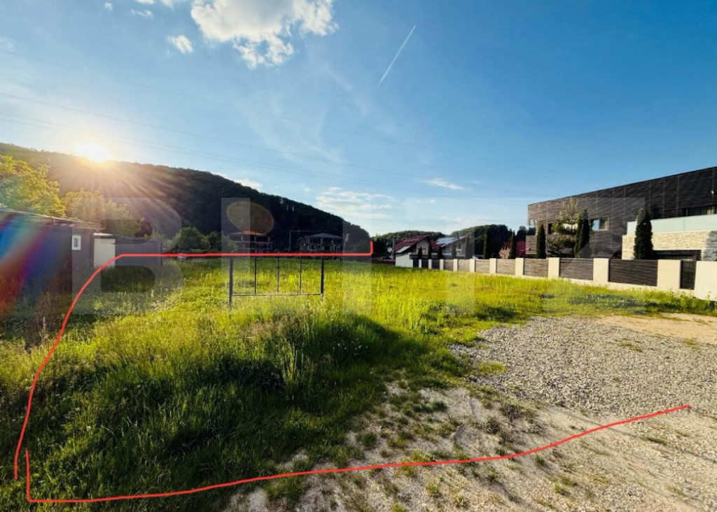 Teren 1300mp - zona Bunloc Sacele