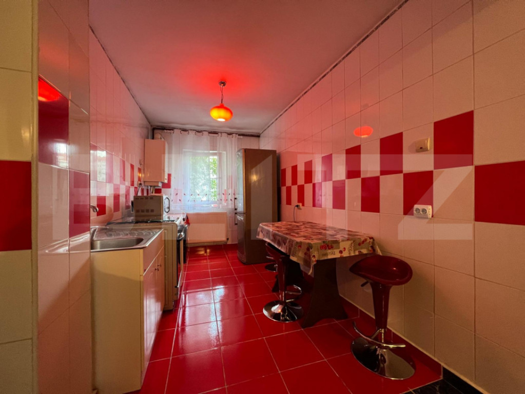 Apartament 3 camere; 2 balcoane – Ștefan cel Mare, loc de