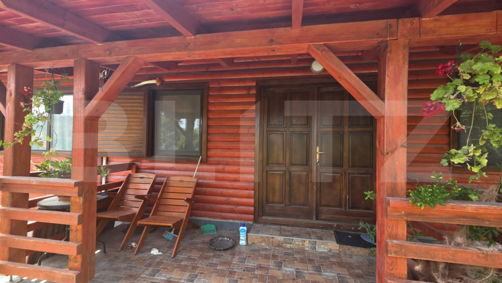 Casa de vacanca cu potential turistic, 1603 mp teren, Cernat