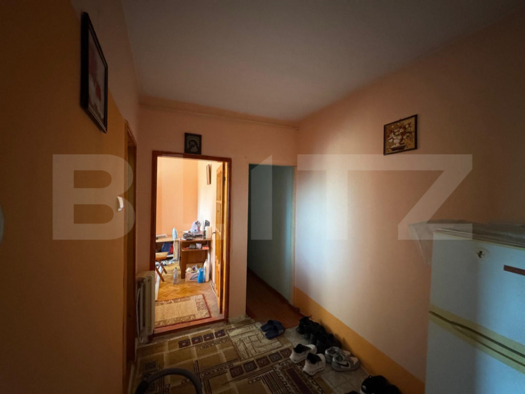 Apartament de 2 camere, decomandat, zona Tudor Vladimirescu