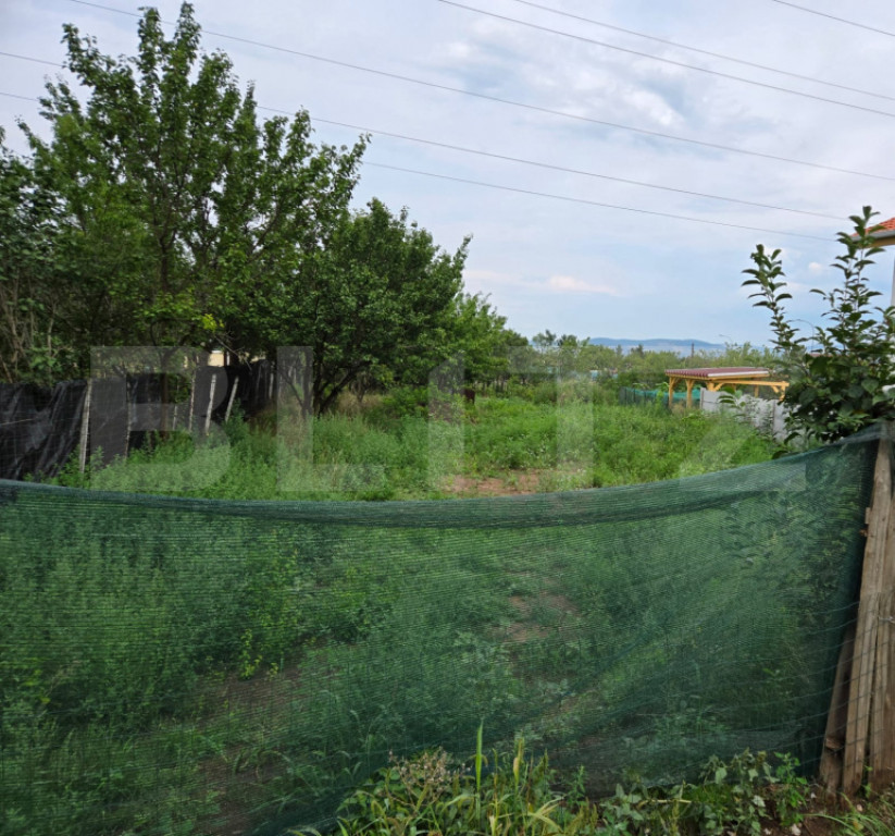 Teren intravilan, 500 mp,cu proiect si autorizatie, zona Val