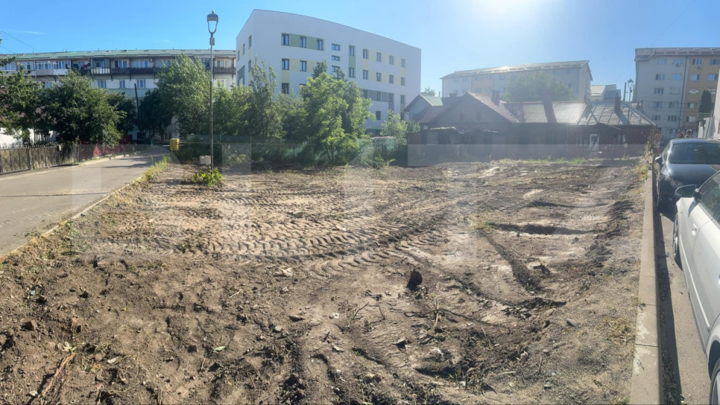 Teren 320 mp intravilan, zona Gara Burdujeni