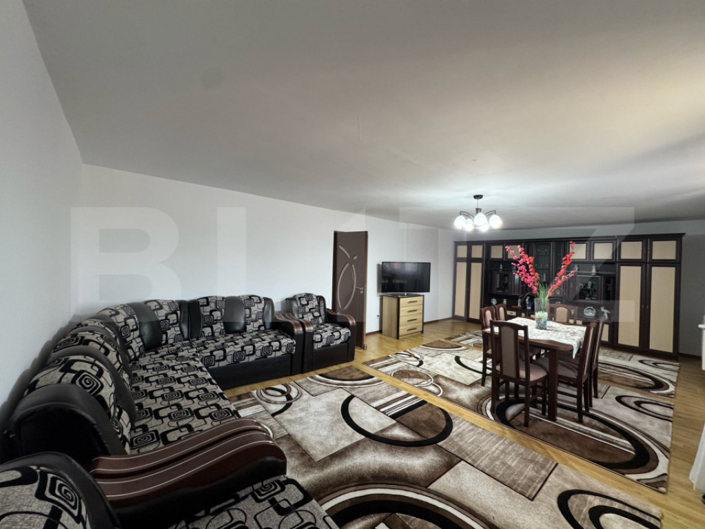 Casa cu 6 camere in Cristur, 287mp