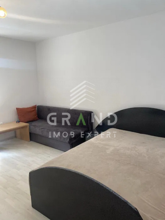 GARSONIERA COCHETA, PARCARE, zona Manastur