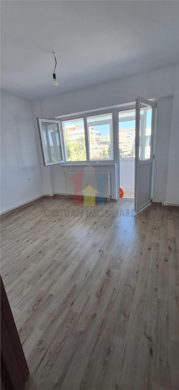 VEZI VIDEO! LIBER! Apartament 2 cam confort 1 Decomandat Buz