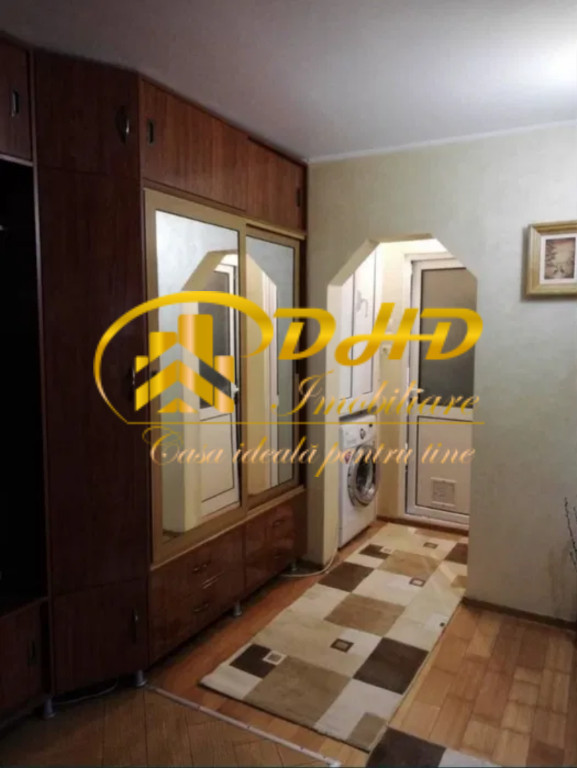 Inchiriez apartament cu 2 camere Nicolina