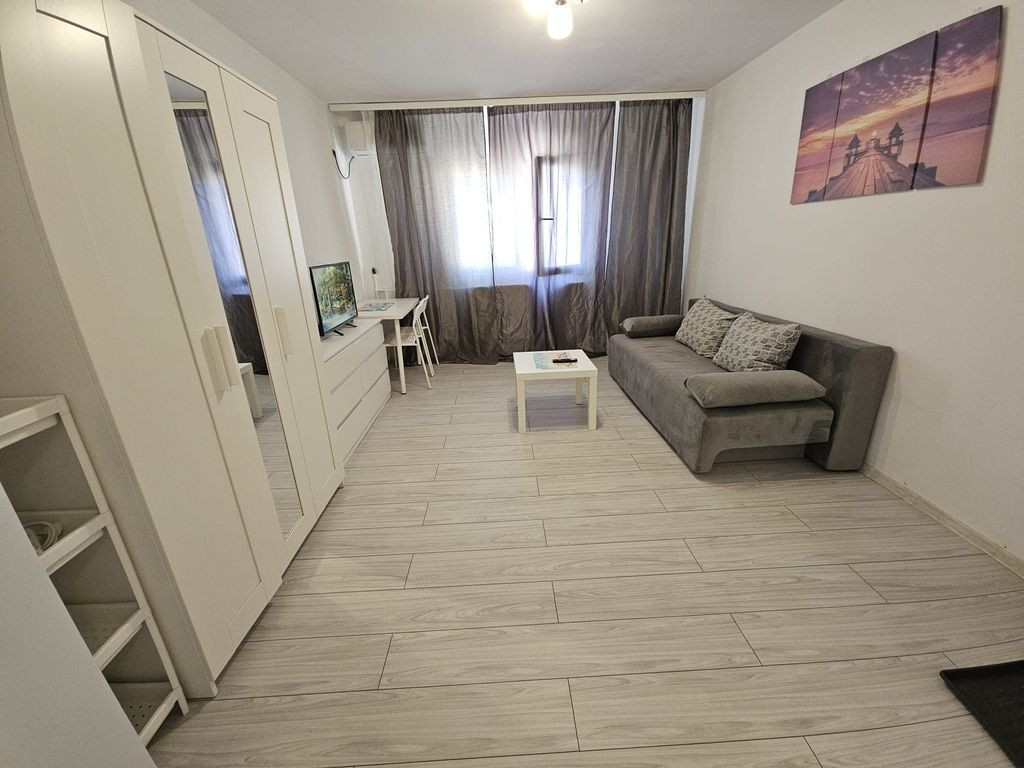 Garsoniera 21mp, 3 minute de metrou 1 Decembrie 1918