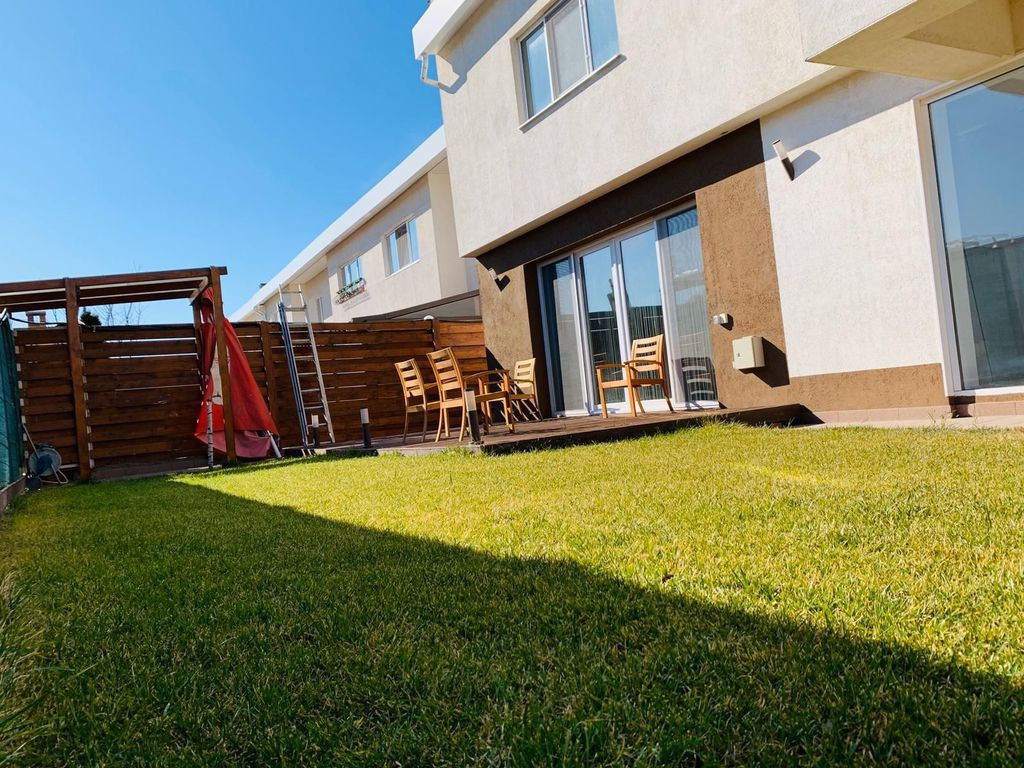 Casa de vanzare Kamsas