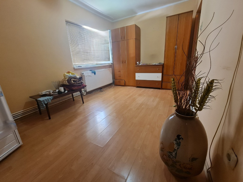 Garsoniera zona Bd. Dorobanti - Scolilor