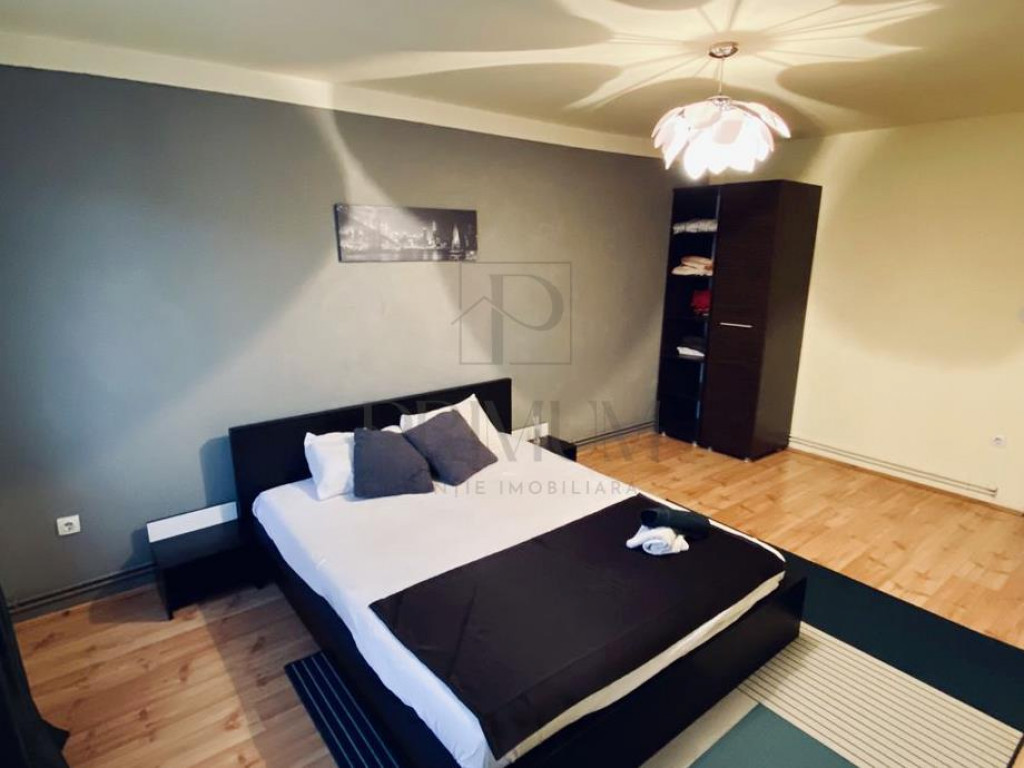 ARADULUI - 3 camere - centrala proprie - bloc cu acoperis -