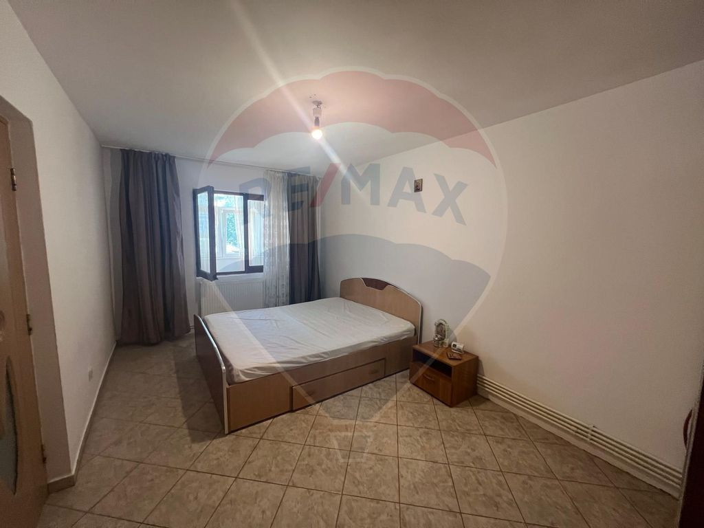 Garsoniera 1 camere în zona Brailei