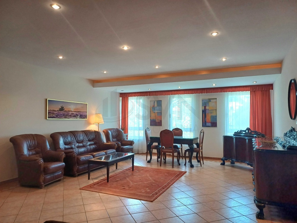 Apartament 4 camere l Universitate l Batistei