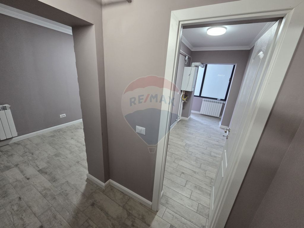 Spațiu comercial renovat