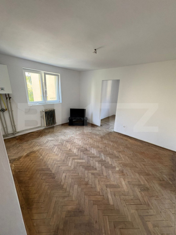 Apartament 2 camere Decebal etaj2