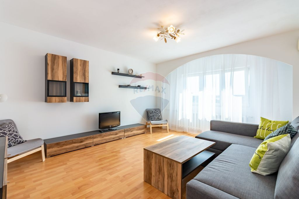 Apartament 3 camere de vanzare | Zona Uverturii | Metrou ...