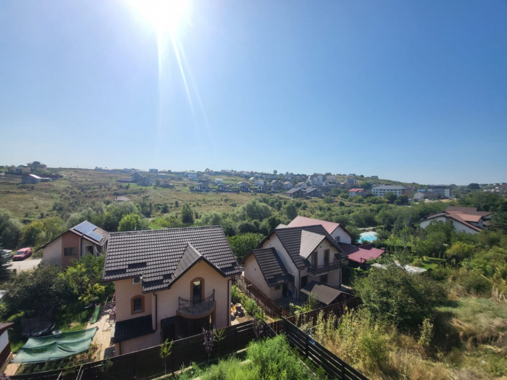 Casa cu 4 camere Finalizata Mutare Imediata Hlincea Aproape