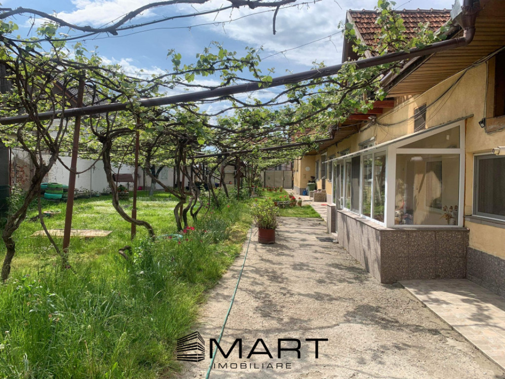 Apartamente 2 camere la curte zona Rasnov