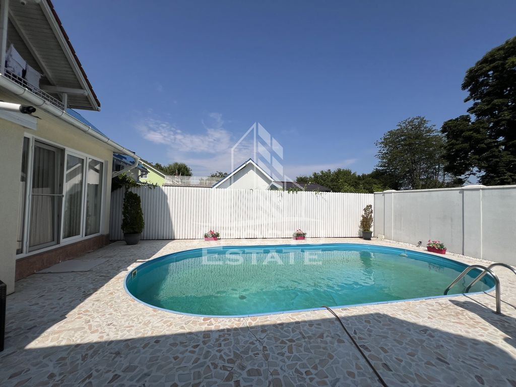 Vila P+M finisata clasic cu piscina