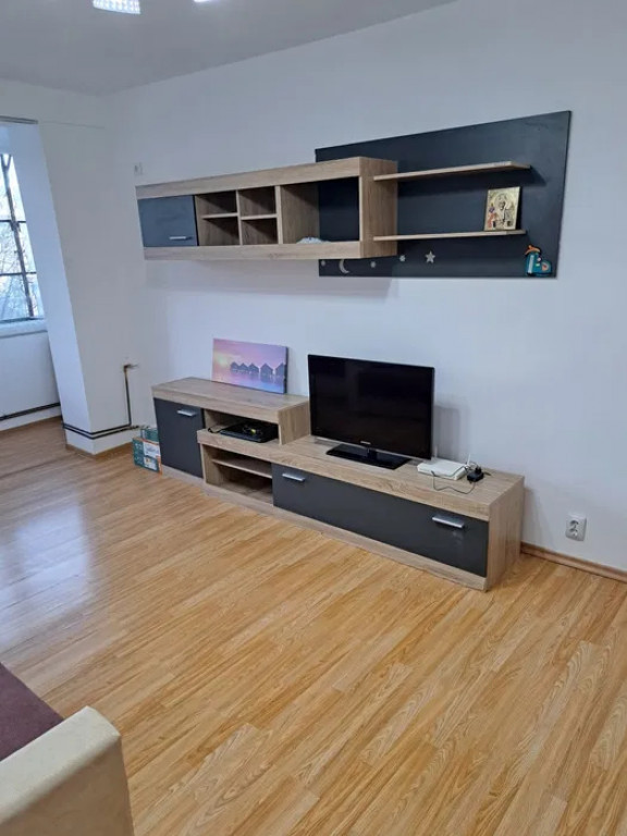 Apartament 3 camere / zona Colentina / Proximitate transport