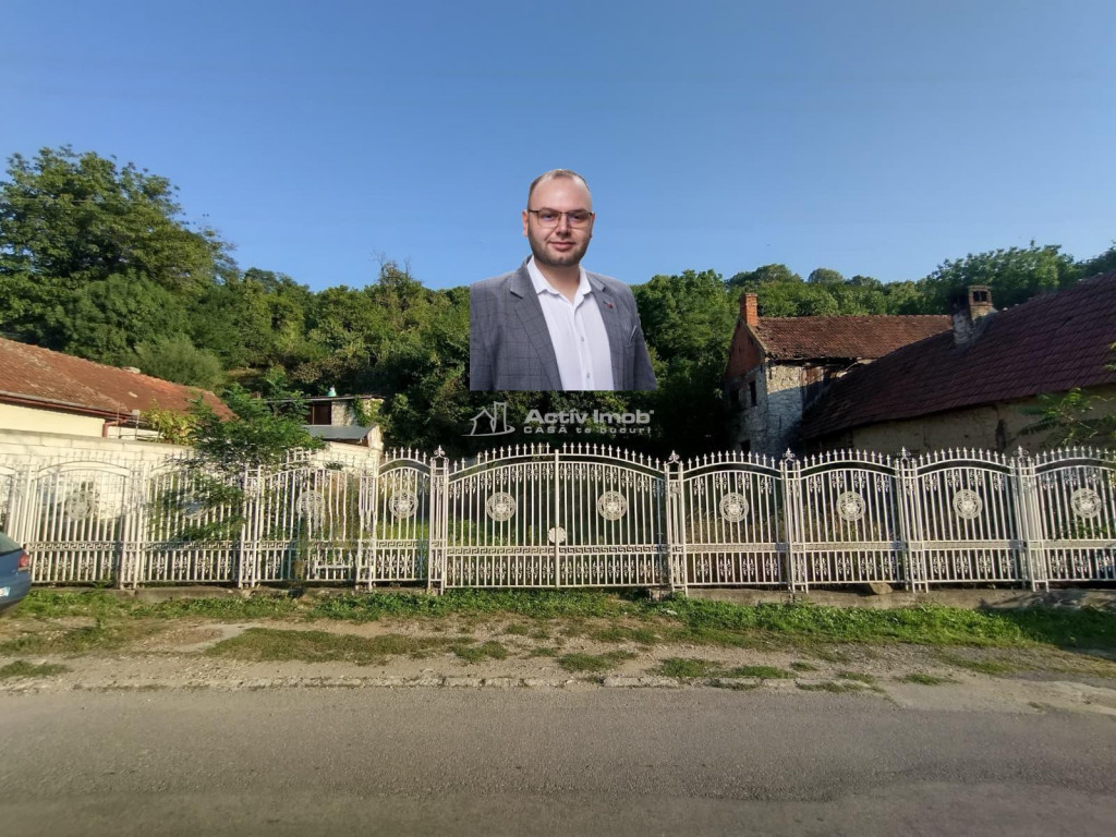 Oravita, Teren Intravilan, Drept, La Sosea, Pret Negociabil