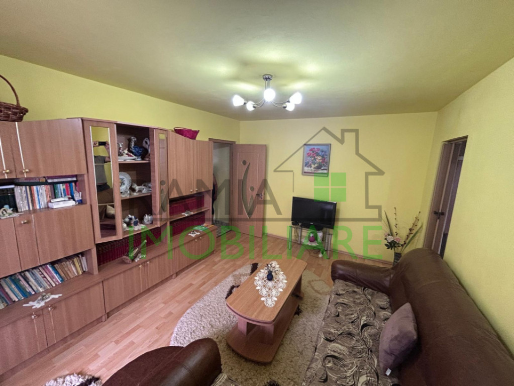 Apartament 3 camere Sacele- pret excelent