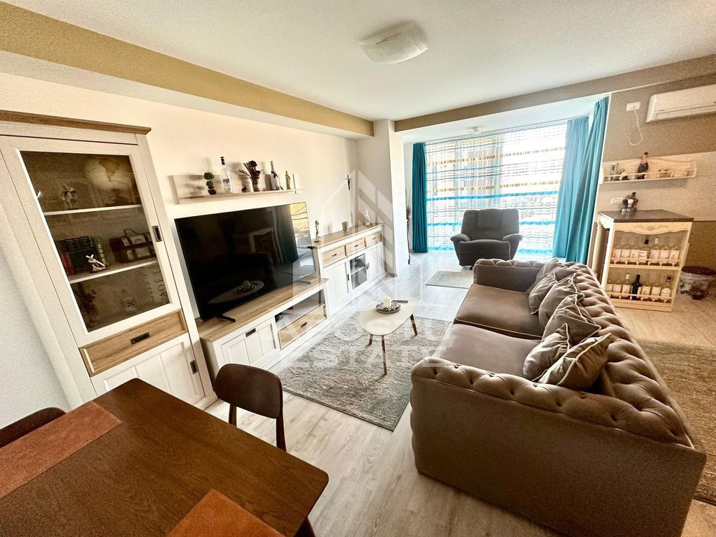 Apartament cu 2 camere, 2 bai, in Soarelui