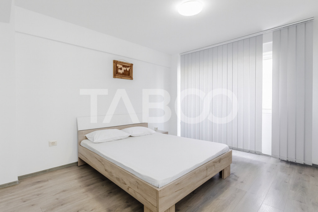 Garsoniera bucatarie separata de inchirat Doamna Stanca lift