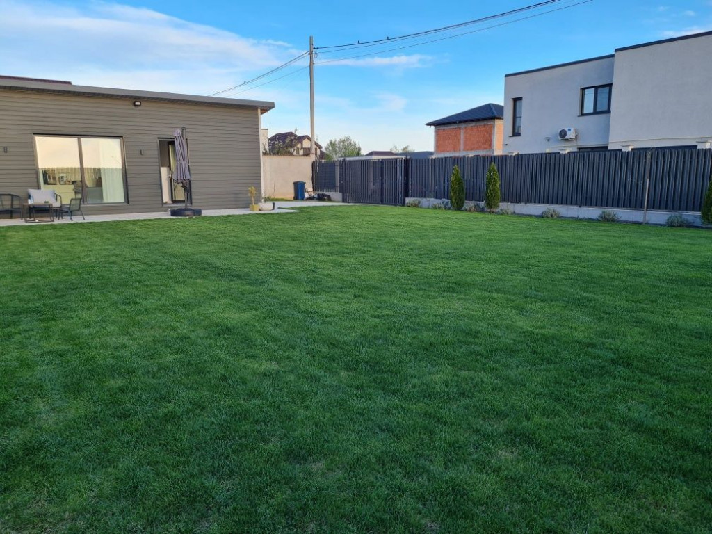 Vand teren 500mp zona Bariera Traian