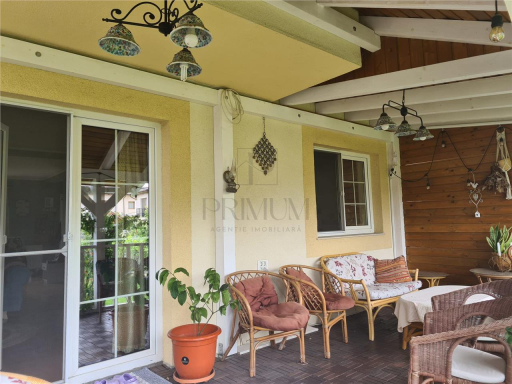 Duplex mobilat utilat - zona excelenta - strada asfaltata