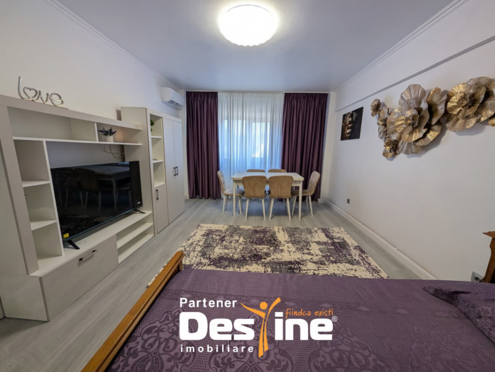 Prima închiriere - Centru, apartament cu 1 camera decomanda