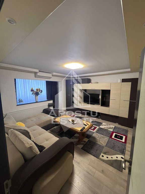 Apartament cu 3 camere Decomandat AC zona UMT Pet Frendly