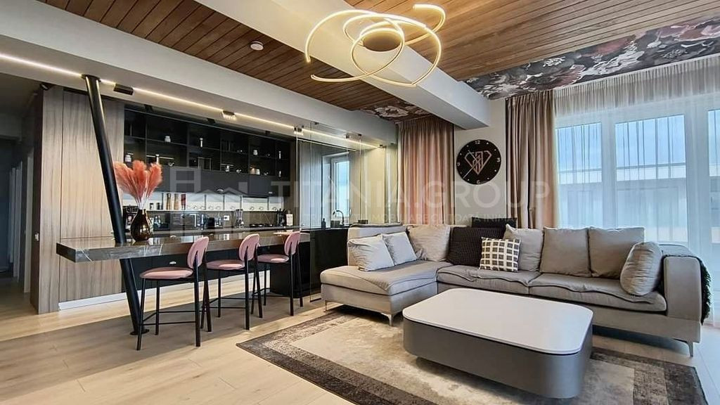 Penthouse de excepție, cu 3 camere si terasa, chiar lang...