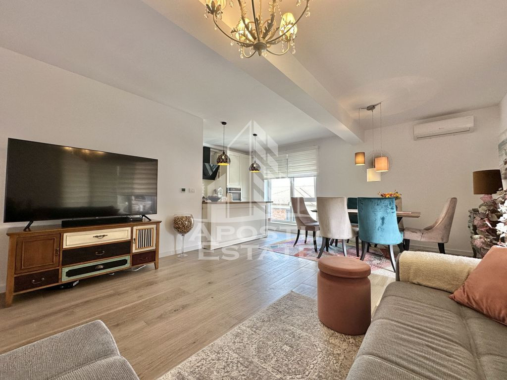 Penthouse cu 3 camere si 2 bai, complet mobilat si utilat...